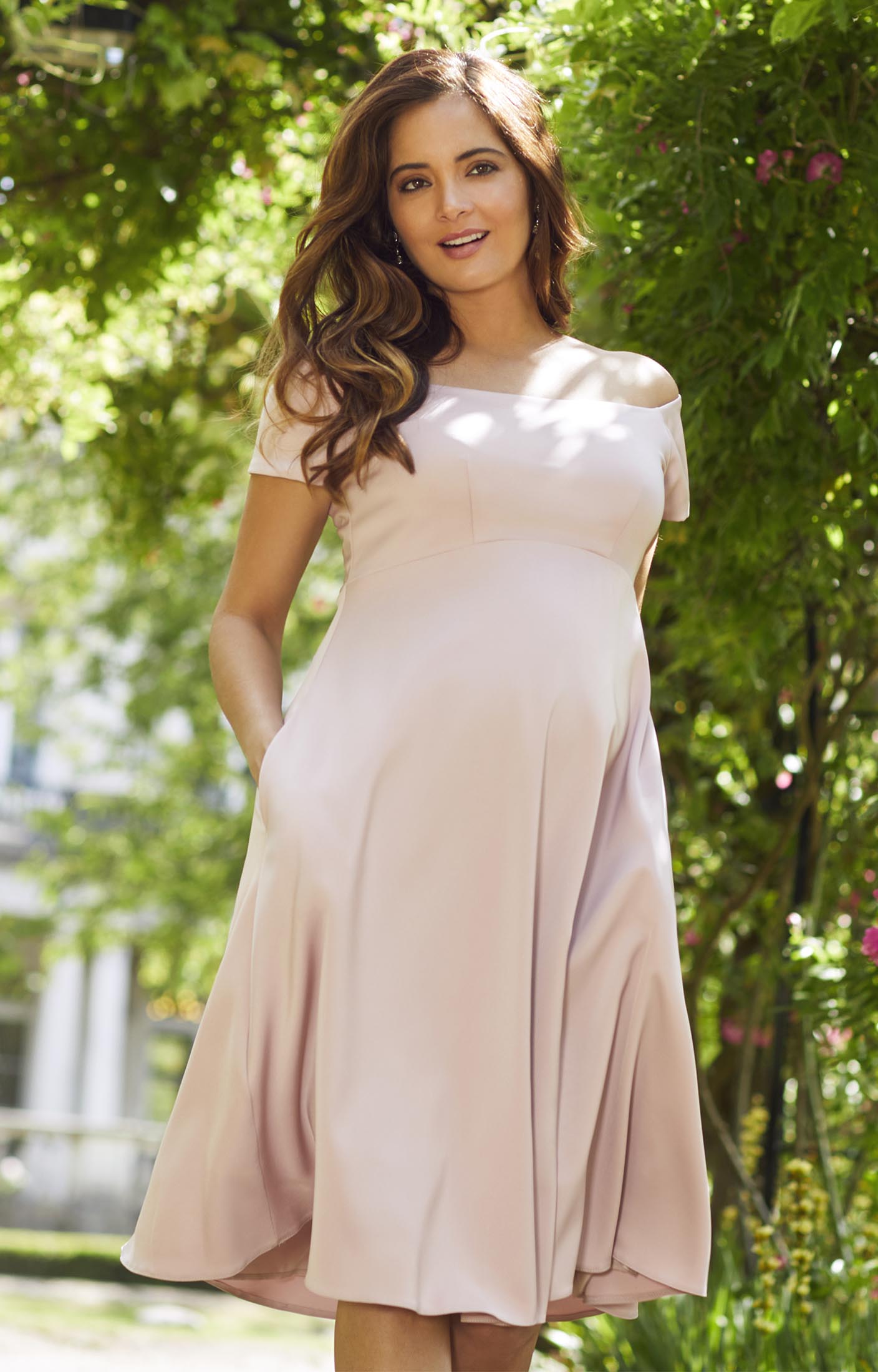 Best Price on Tiffany Rose Amelia Maternity Dress Canada – Luna Maternity &  Nursing