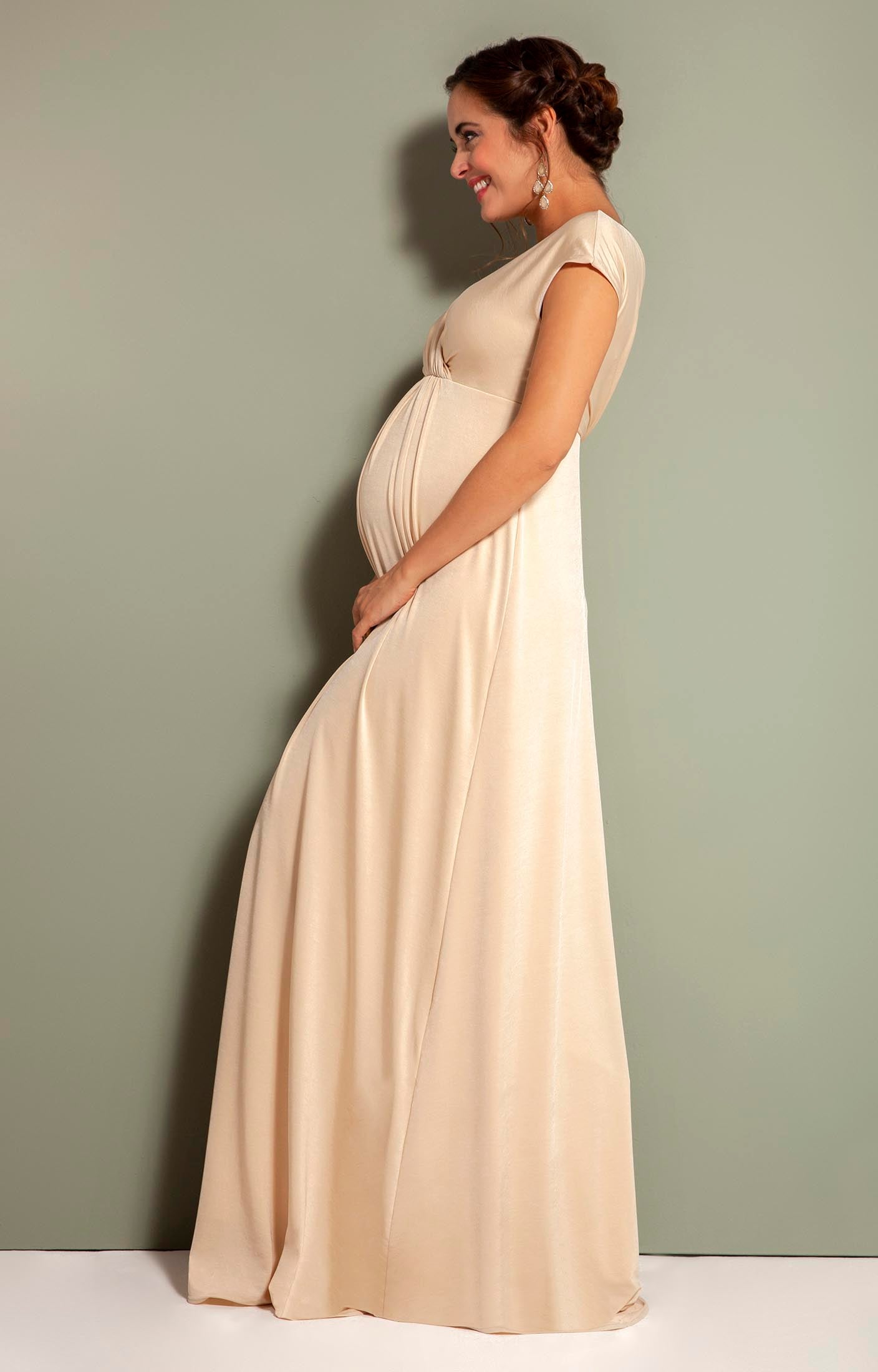 daffodil chiffon bridesmaid dresses A Line Off The Shoulder Long Dress with Slit Color:Fawn Ruched Back Style sleeveless wedding dress Bridesmaids Dress Etiquette: Who