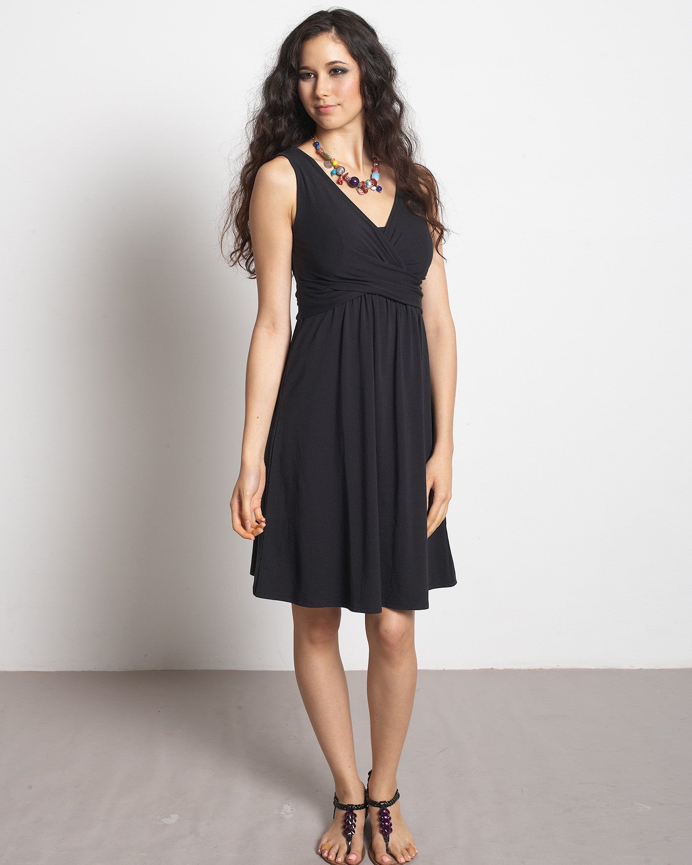 Mothers en Vogue Maternity & Nursing Wrap Dress